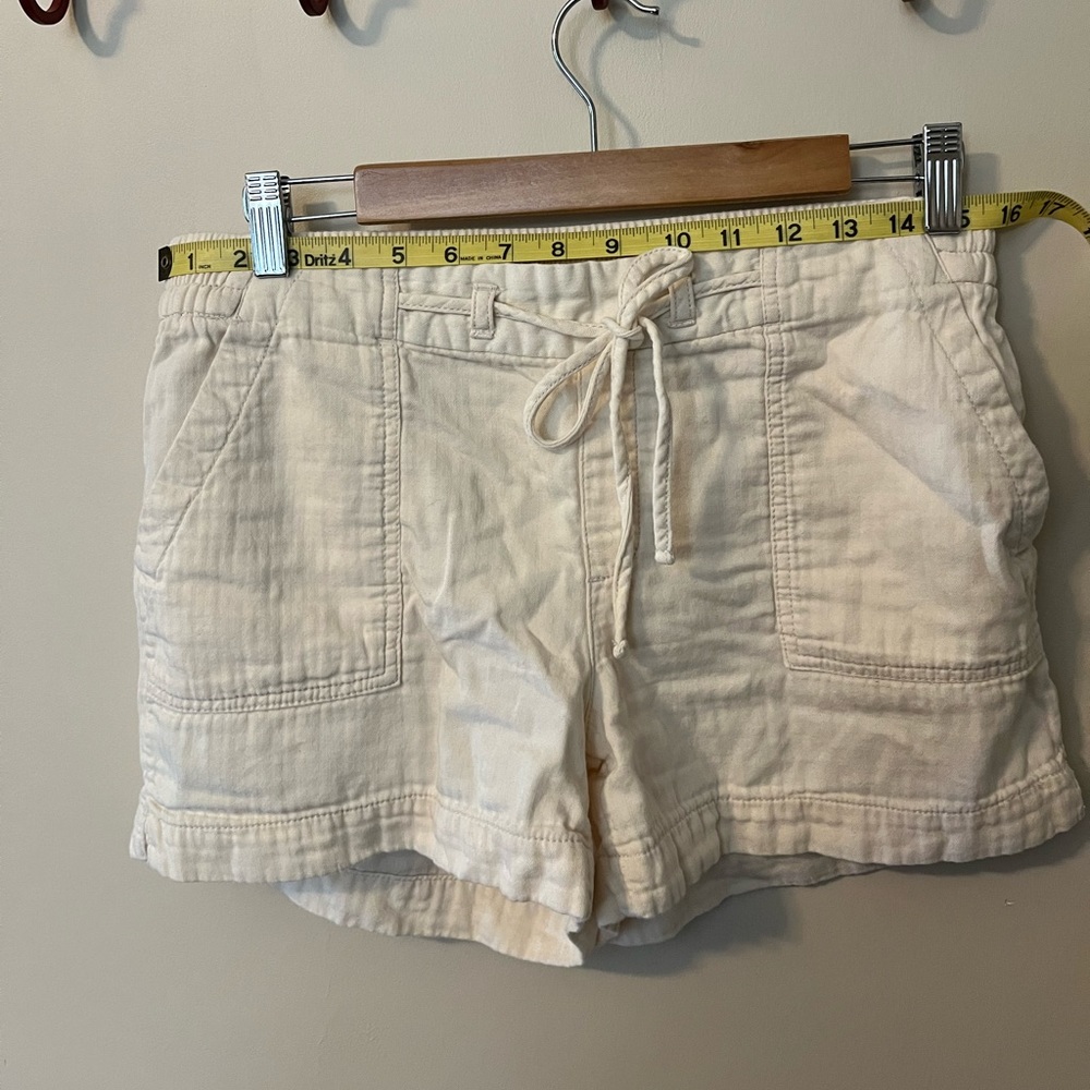 Old Navy shorts